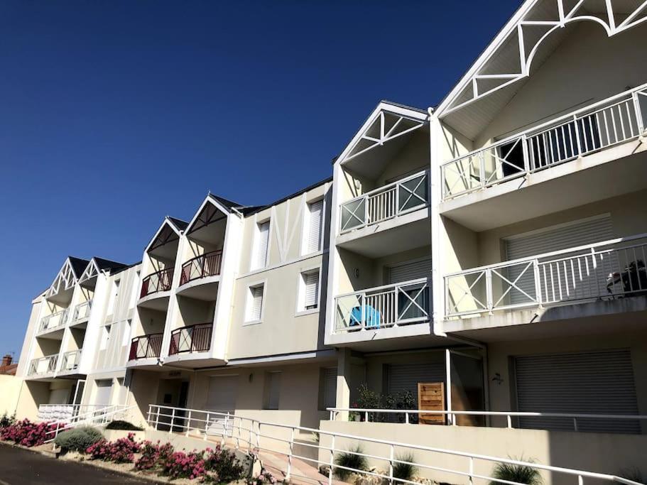 Le Petit Cote Ouest - Appt Dans Les Pins Pres De La Plage Les Sables-dʼOlonne Εξωτερικό φωτογραφία